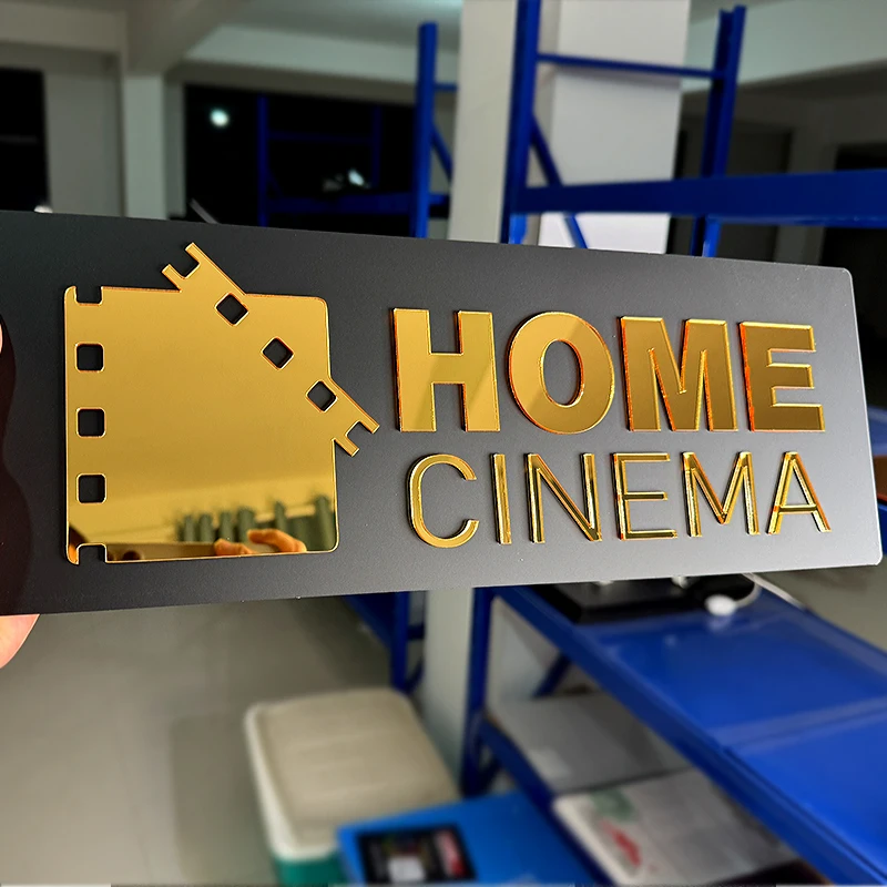 Trójwymiarowy znak Dolby Atmos – Home Cinema Atmos recenzja i cena